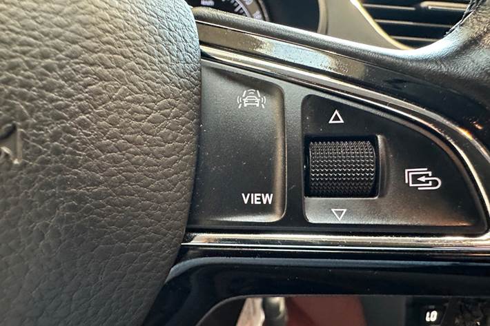 Hvid Skoda Octavia fra 2019