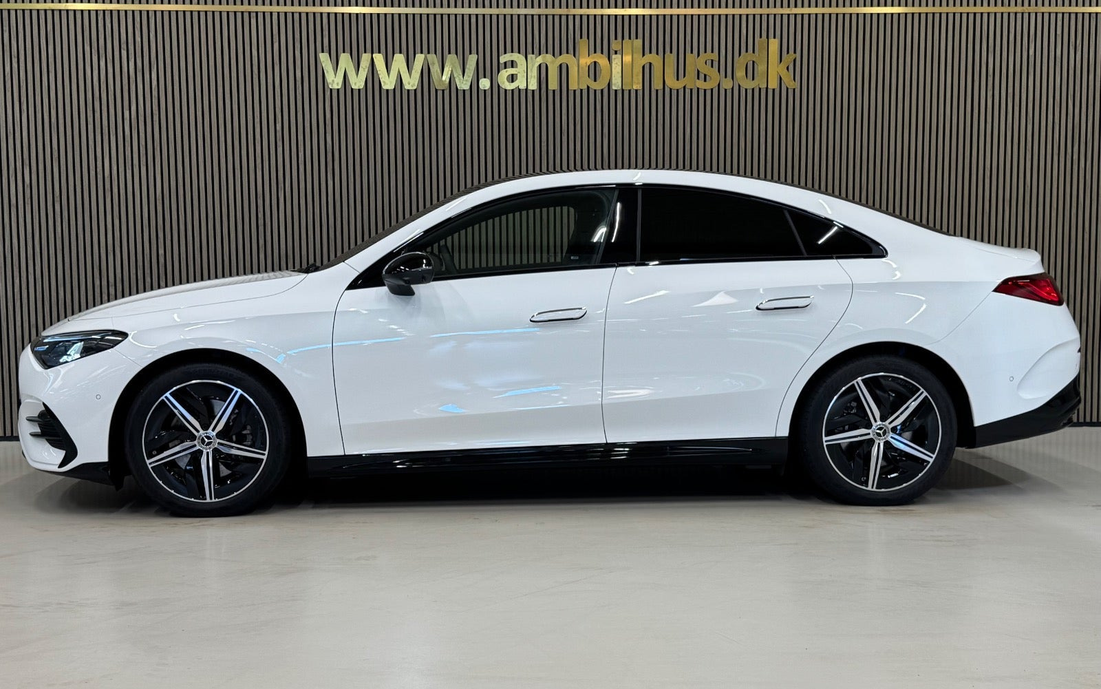 Hvid Mercedes CLA250+ fra 2026