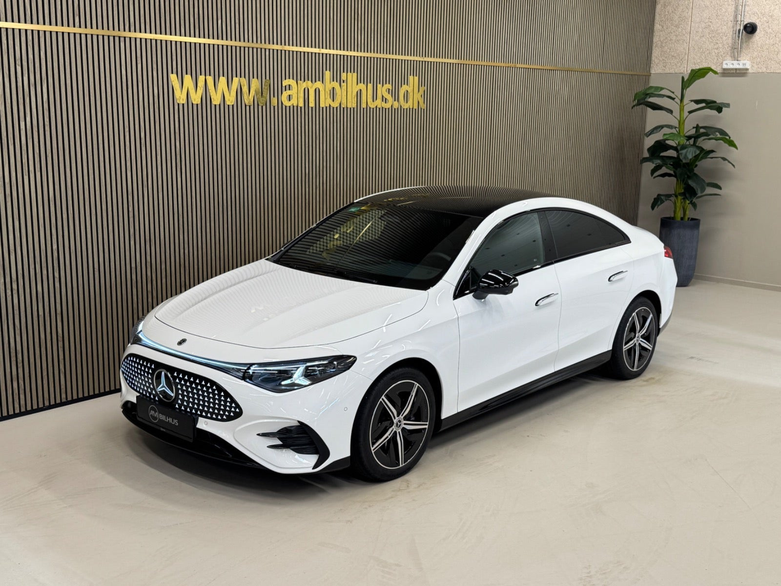 Hvid Mercedes CLA250+ fra 2026