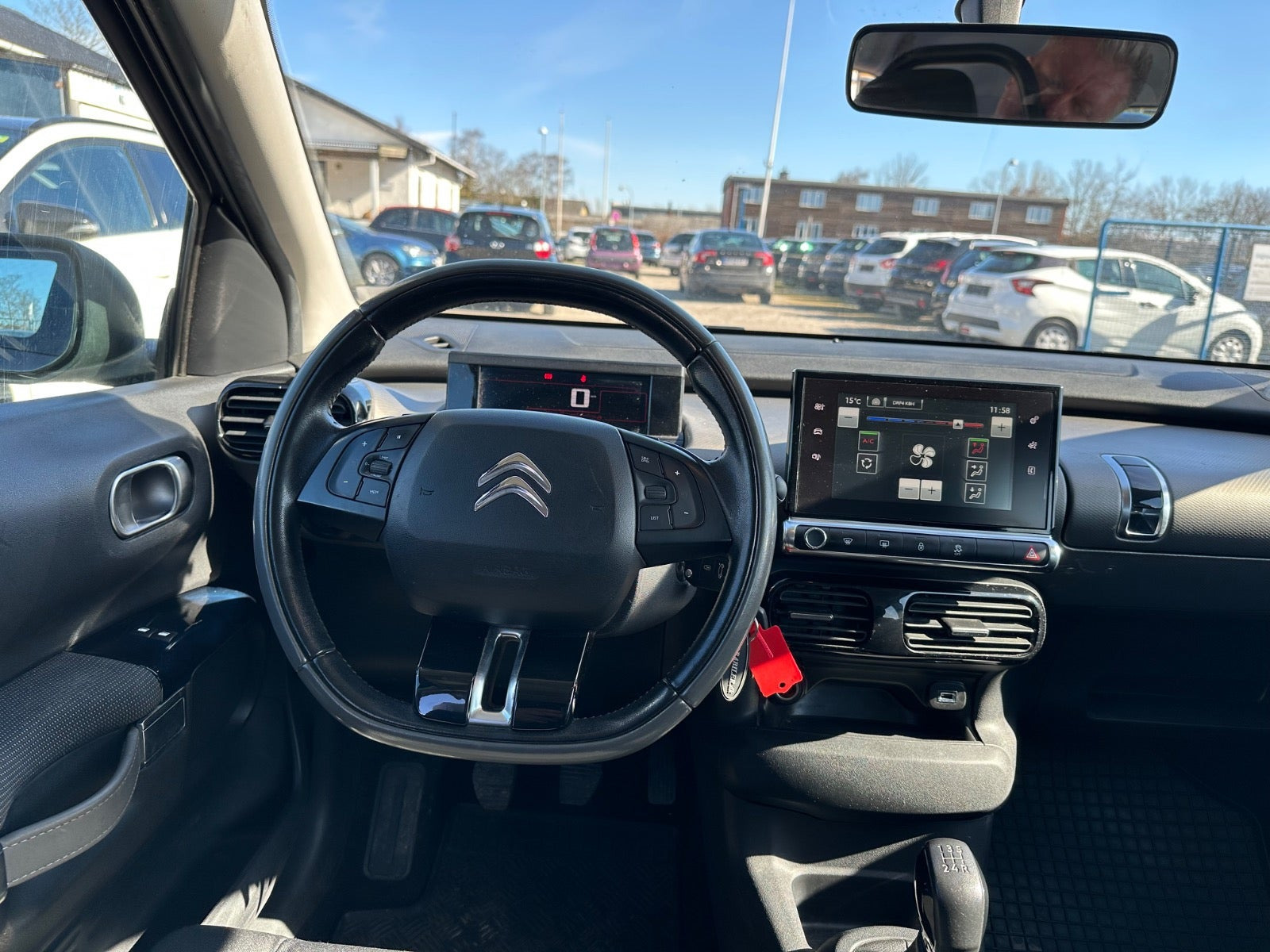 Sort Citroën C4 Cactus fra 2015