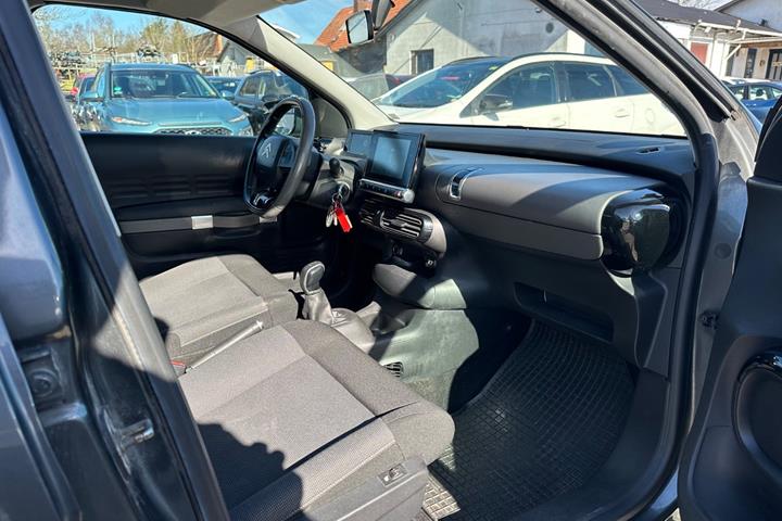 Sort Citroën C4 Cactus fra 2015