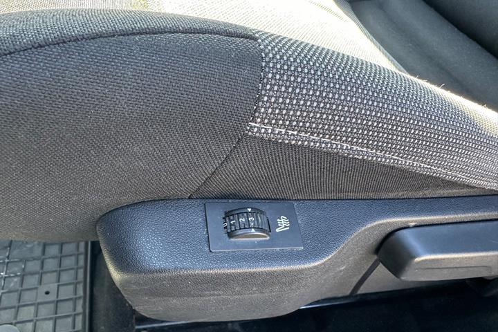Sort Citroën C4 Cactus fra 2015