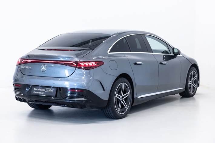 Grå Mercedes EQE350+ fra 2026