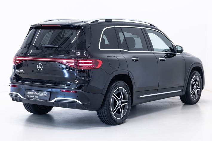 Sort Mercedes EQB250+ fra 2026