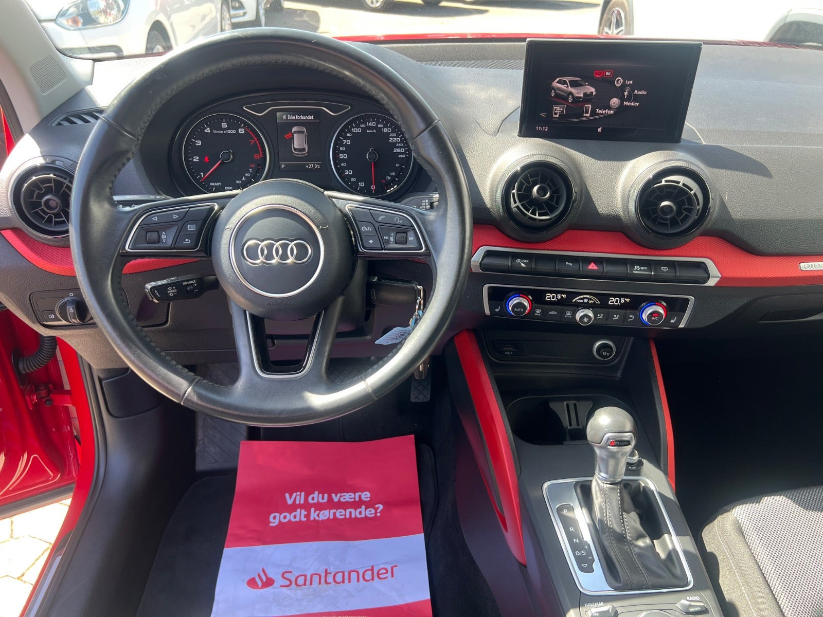 Rød Audi Q2 fra 2018