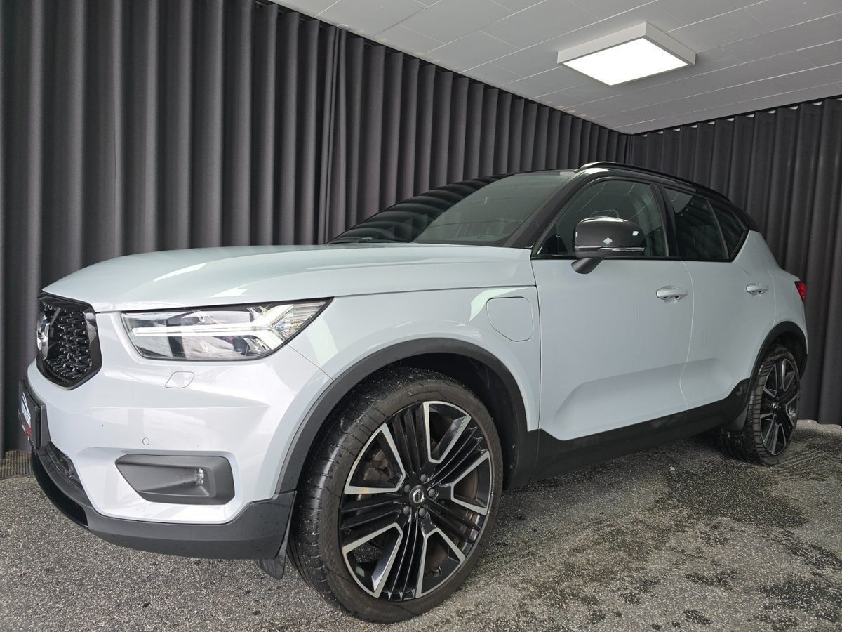 Hvid Volvo XC40 fra 2021