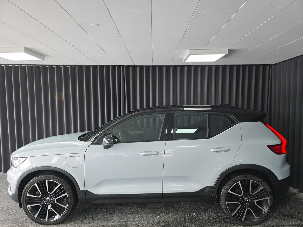 Hvid Volvo XC40 fra 2021