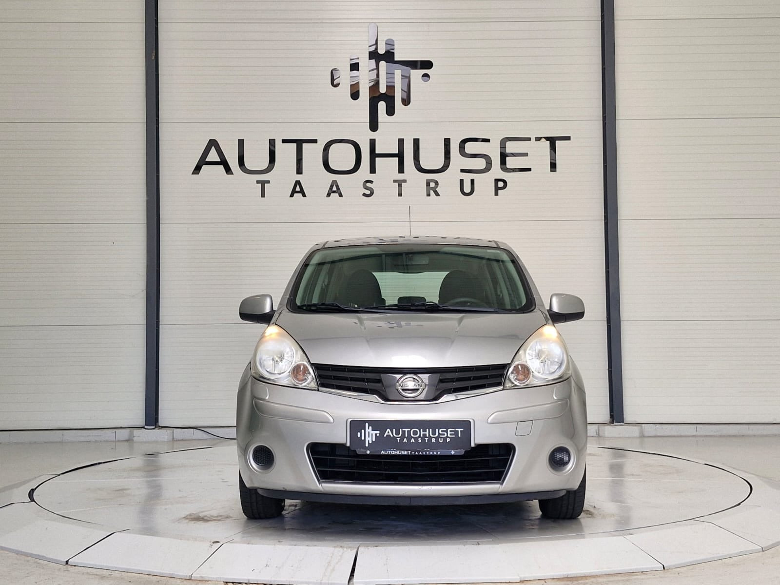 Hvid Nissan Note fra 2012