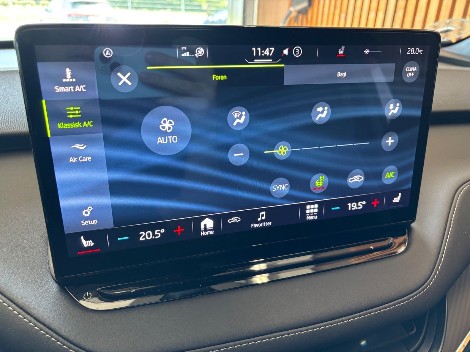 Grøn Skoda Enyaq fra 2023