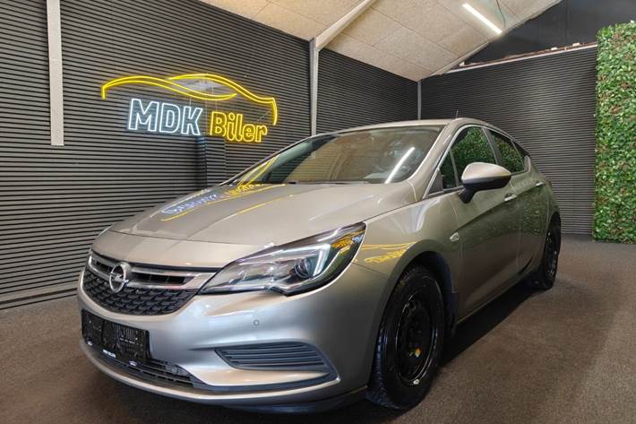 undefined Opel Astra fra 2017