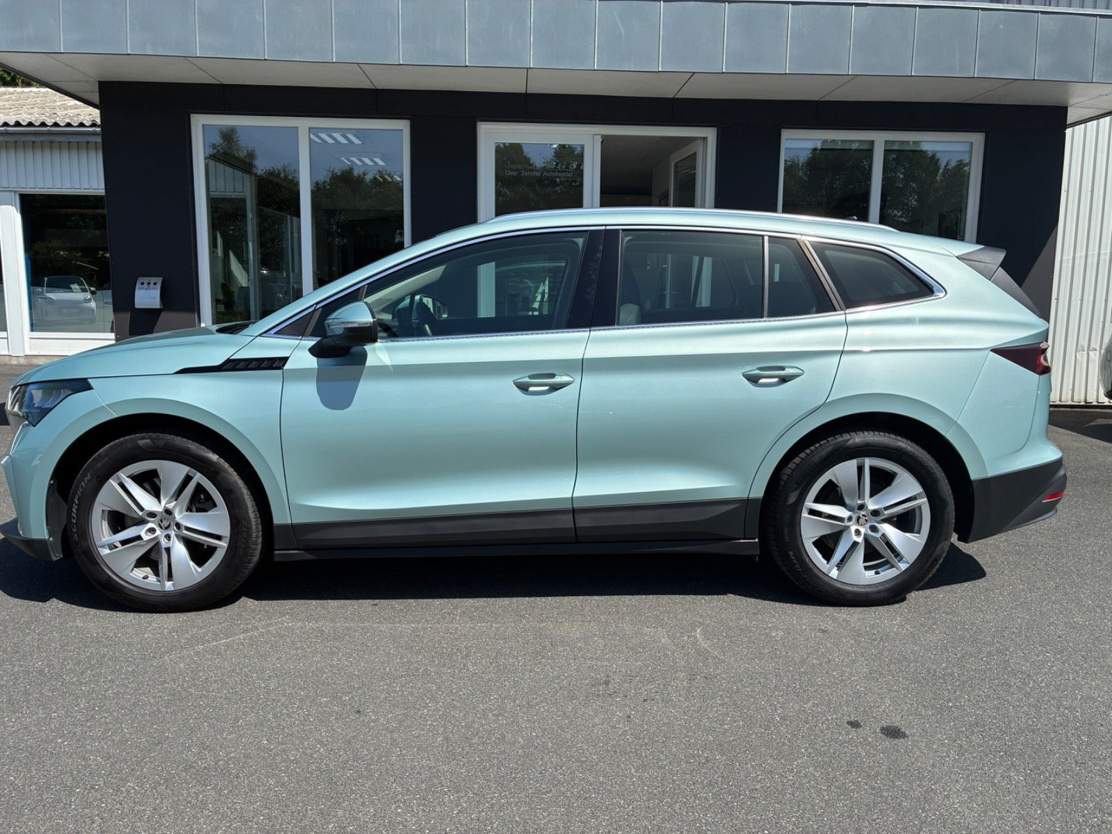 Grøn Skoda Enyaq fra 2022