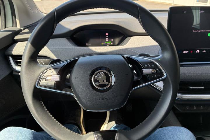Grøn Skoda Enyaq fra 2022