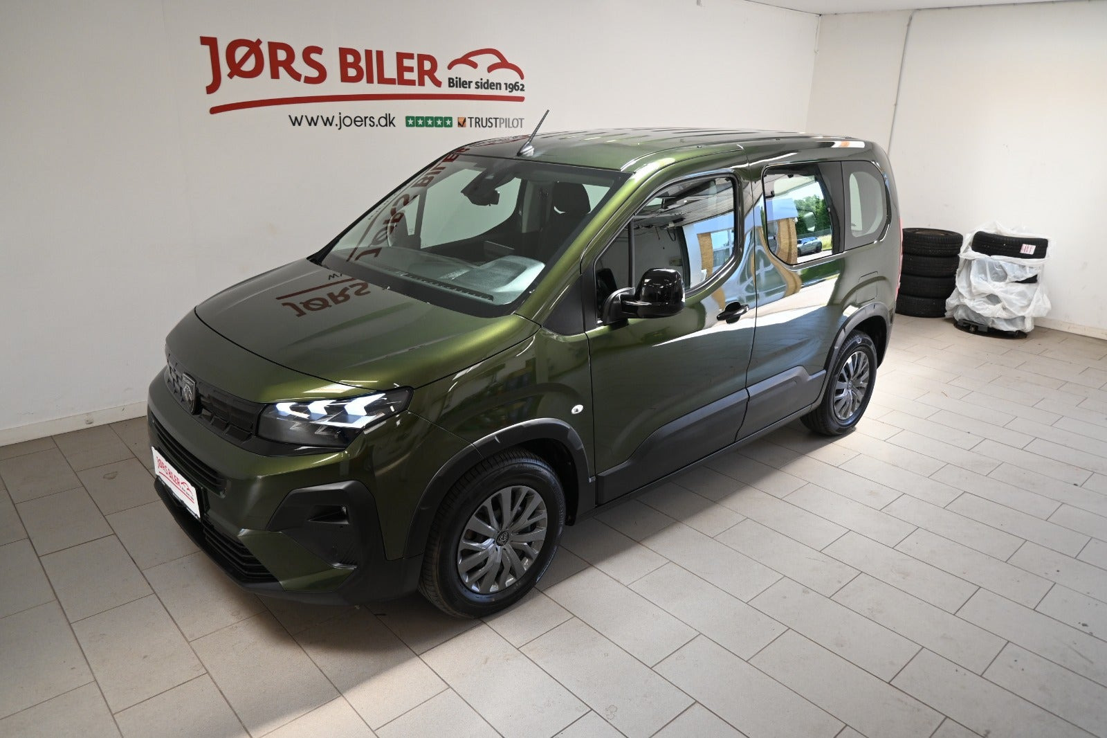 Grøn Peugeot e-Rifter fra 2025