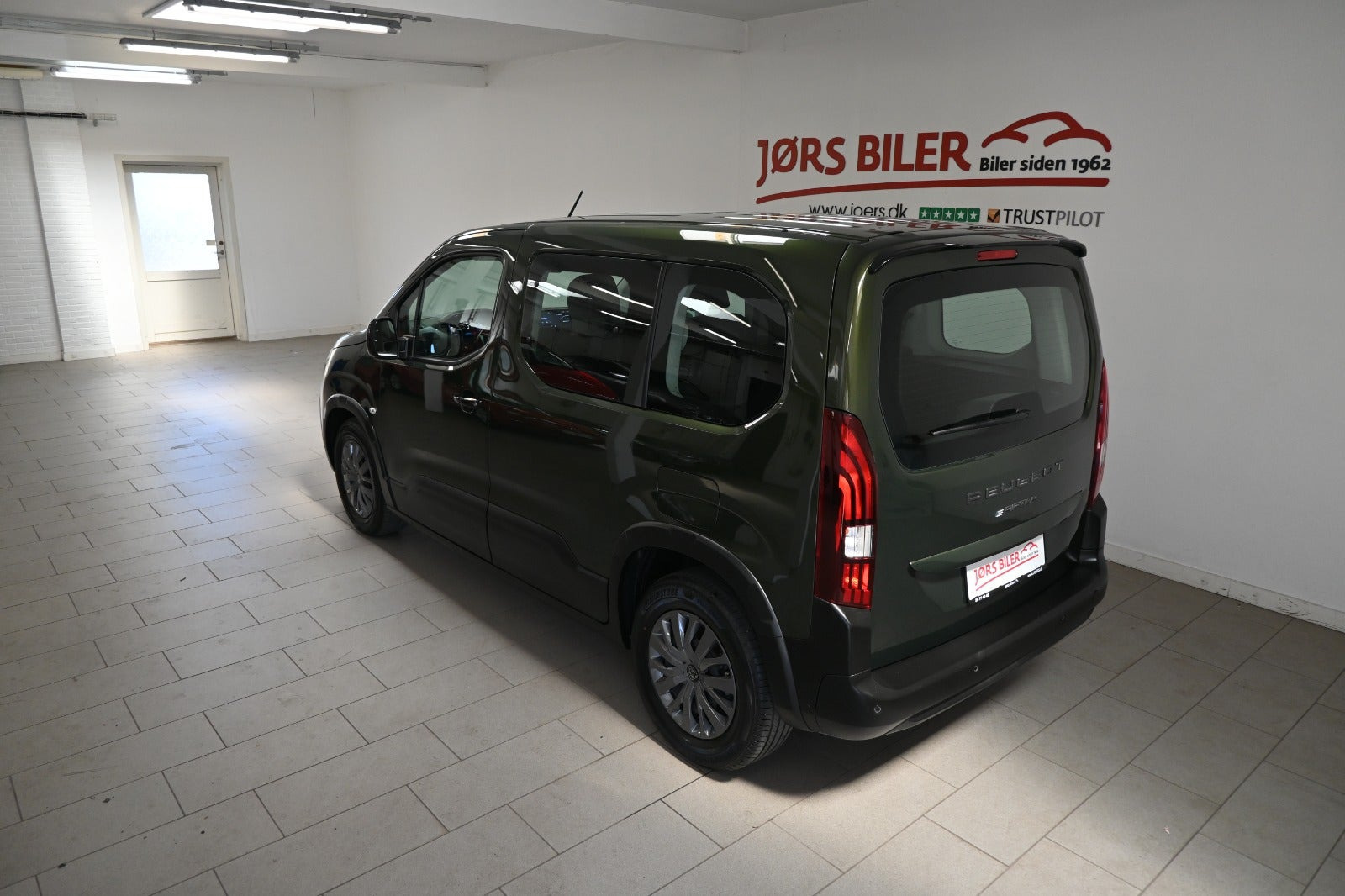 Grøn Peugeot e-Rifter fra 2025
