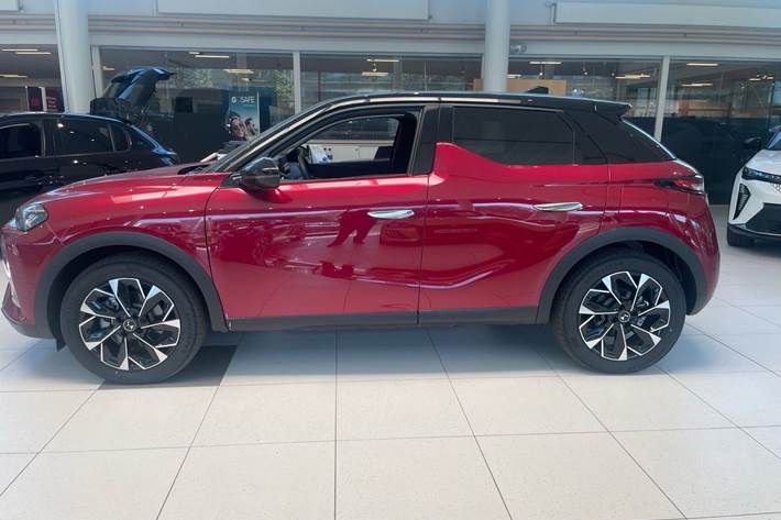 Grå DS DS 3 CrossBack fra 2024