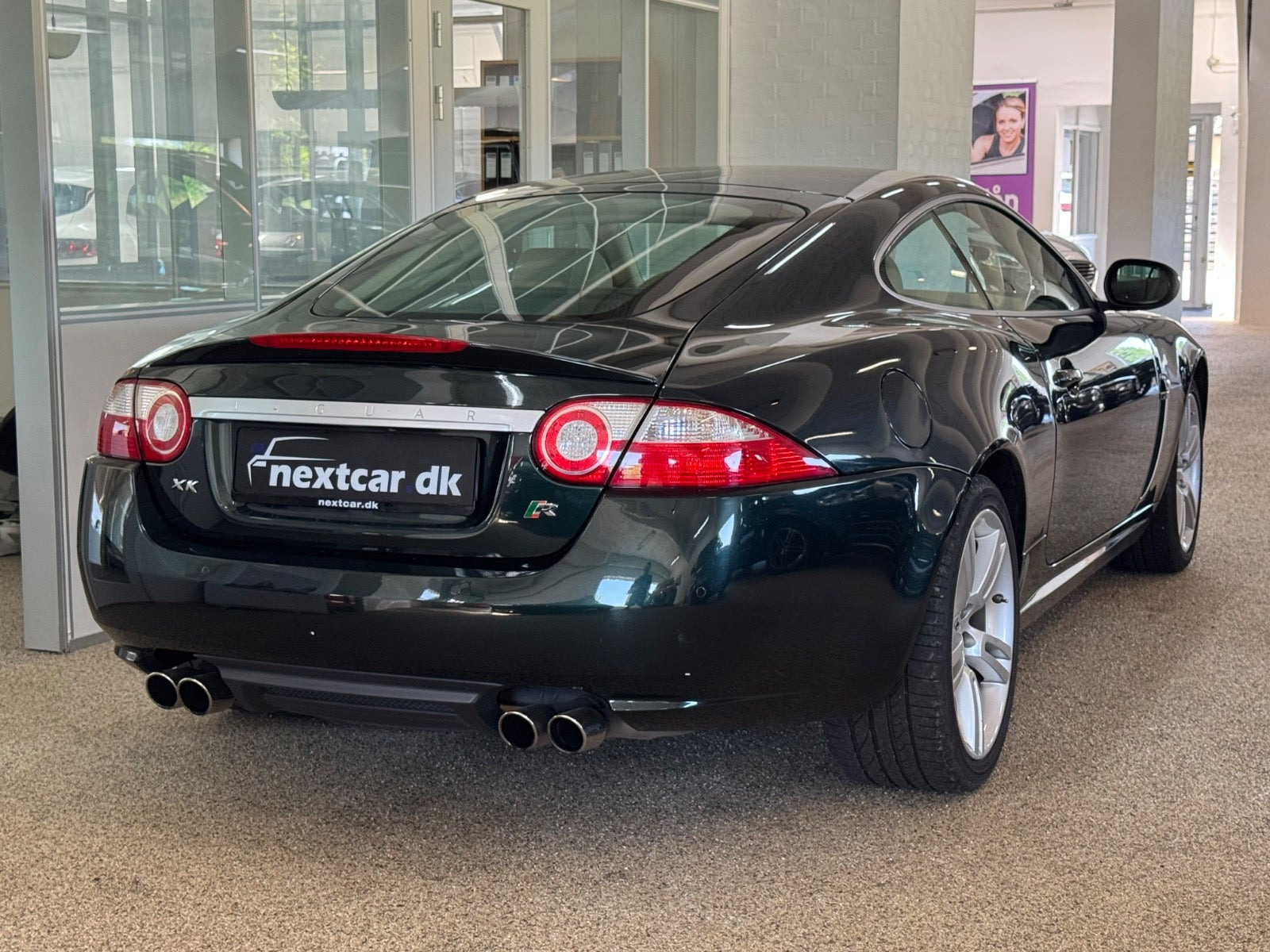 Grøn Jaguar XKR fra 2008
