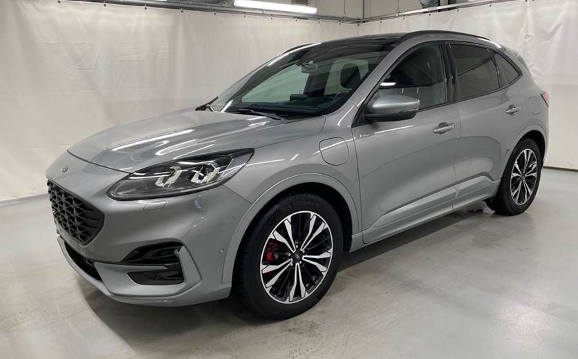 Ford Kuga 2,5 PHEV ST-Line X CVT