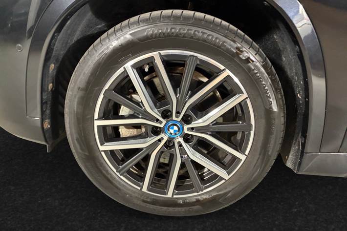 Sort BMW iX1 fra 2023