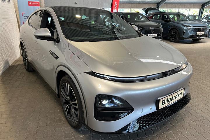 Sølv Xpeng G6 fra 2025