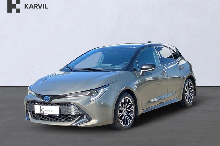Grøn Toyota Corolla fra 2020 set udefra