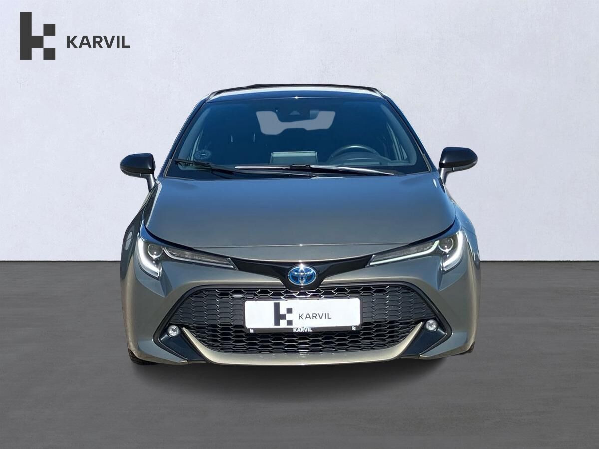 Grøn Toyota Corolla fra 2020