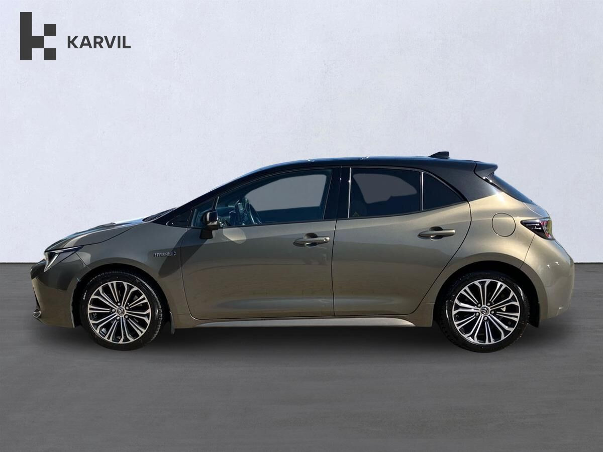 Grøn Toyota Corolla fra 2020