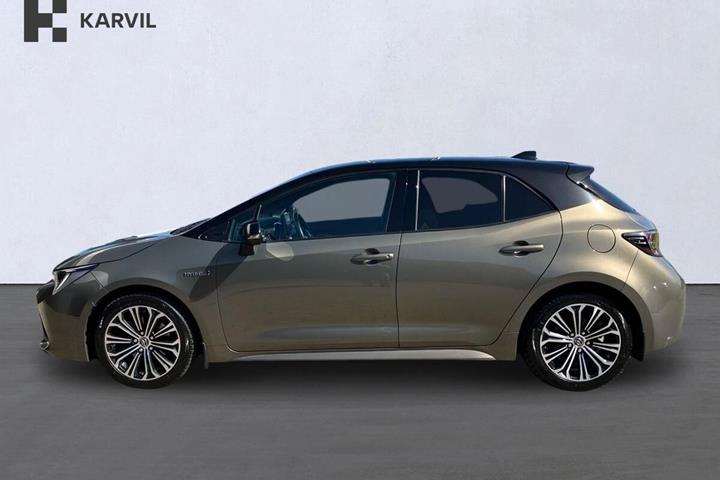 Grøn Toyota Corolla fra 2020