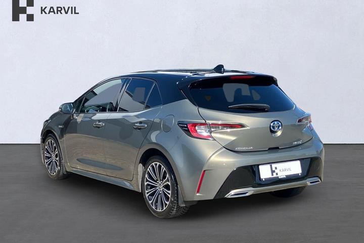 Grøn Toyota Corolla fra 2020