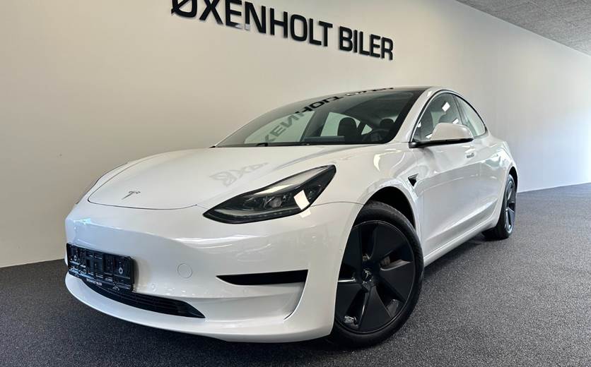 Tesla Model 3 Standard Range+ RWD