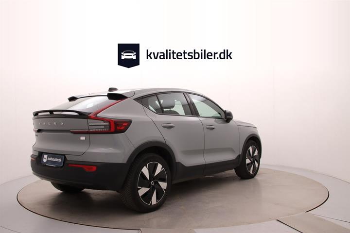 Grå Volvo C40 fra 2024