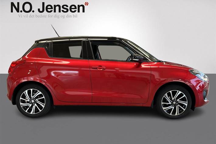 Rød Suzuki Swift fra 2023