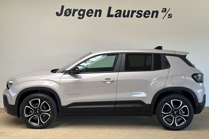 Beige Jeep Avenger fra 2025