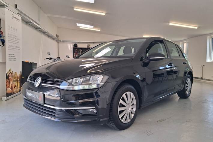 Sort VW Golf VII fra 2017