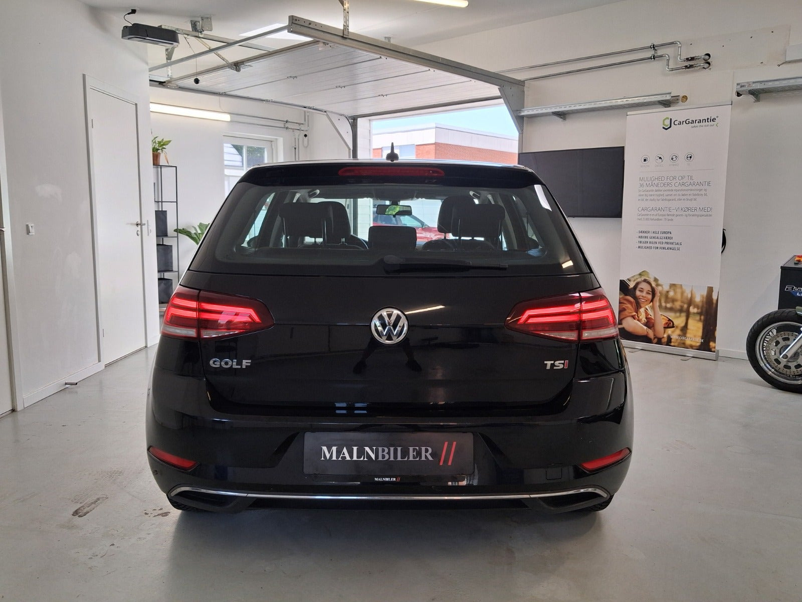 Sort VW Golf VII fra 2017