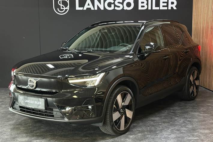 Sort Volvo XC40 fra 2023