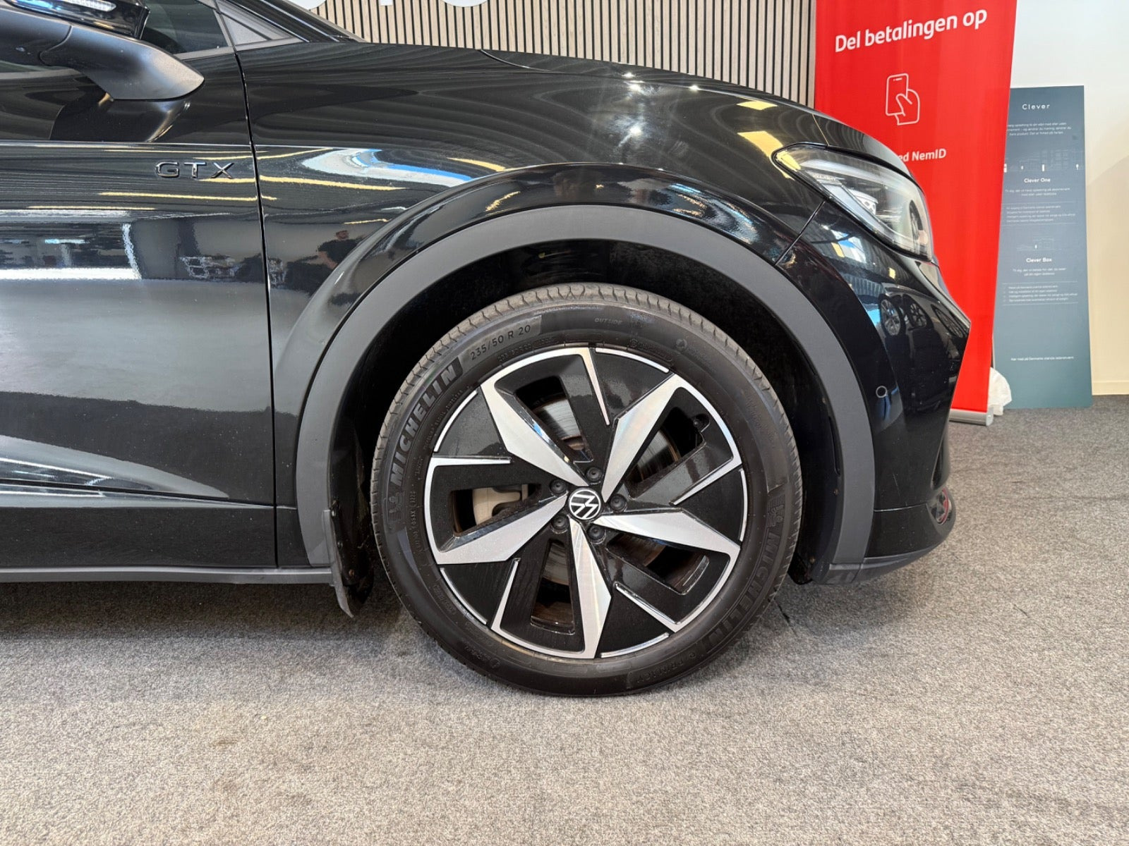 Sort VW ID.4 fra 2023