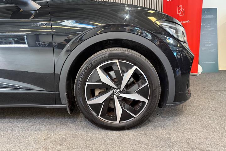Sort VW ID.4 fra 2023
