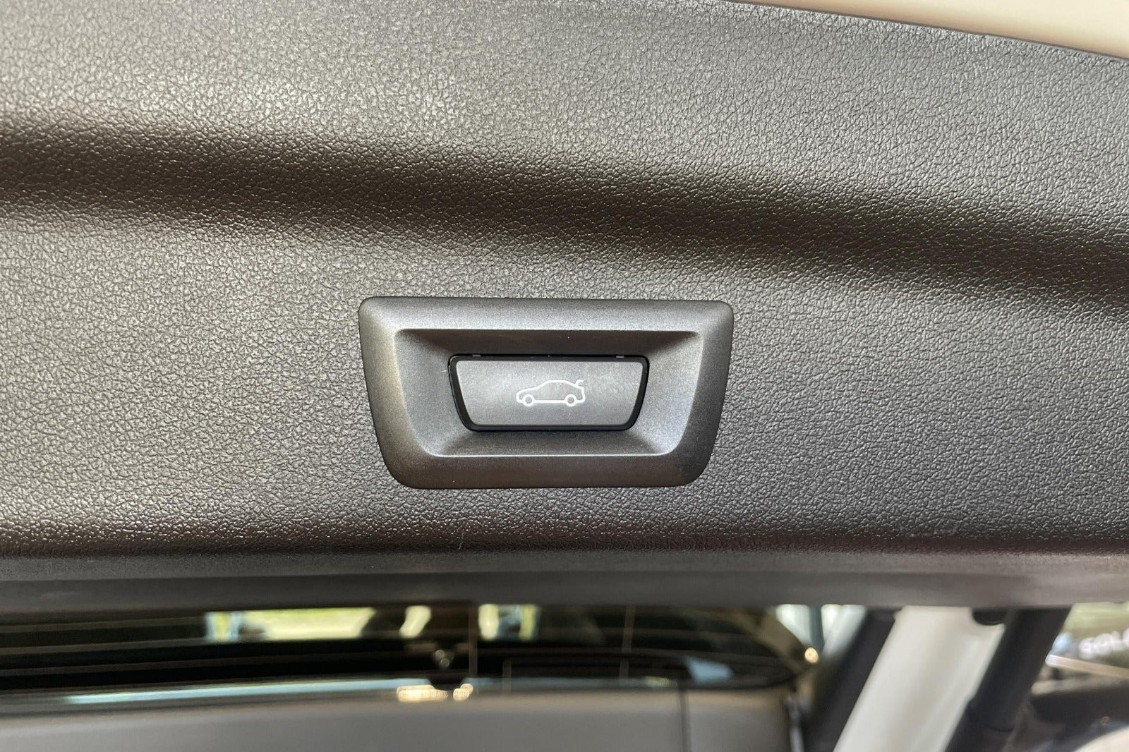 Hvid BMW iX1 fra 2024