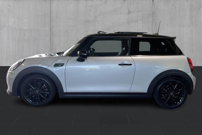 Sølv Mini Cooper SE fra 2021