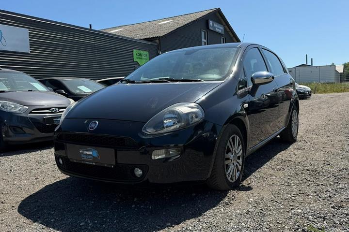 Sort Fiat Punto fra 2013