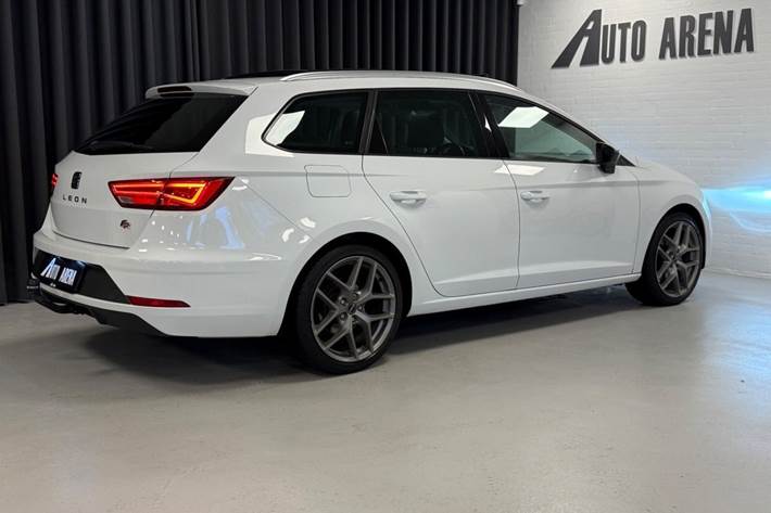 Hvid Seat Leon fra 2018