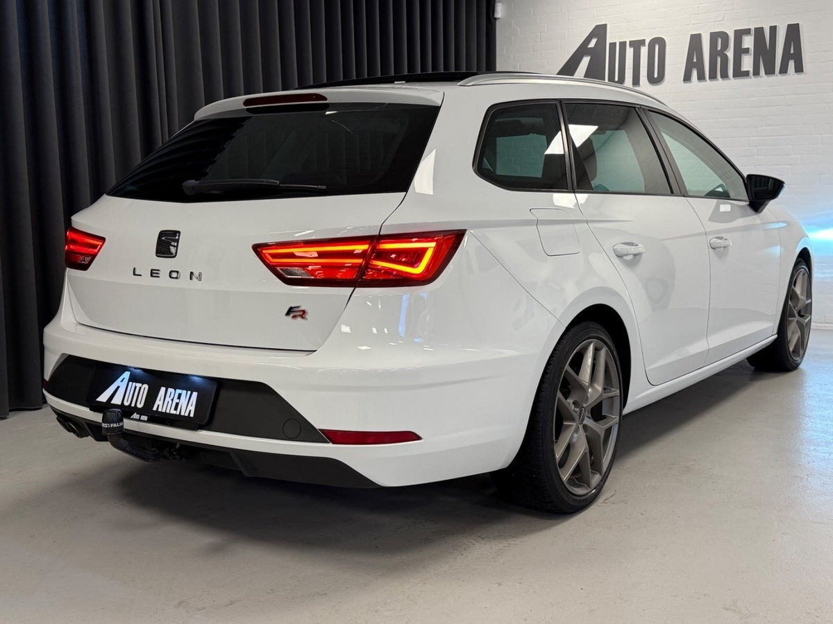 Hvid Seat Leon fra 2018