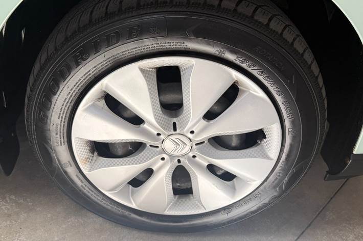 Grøn Citroën C3 fra 2017