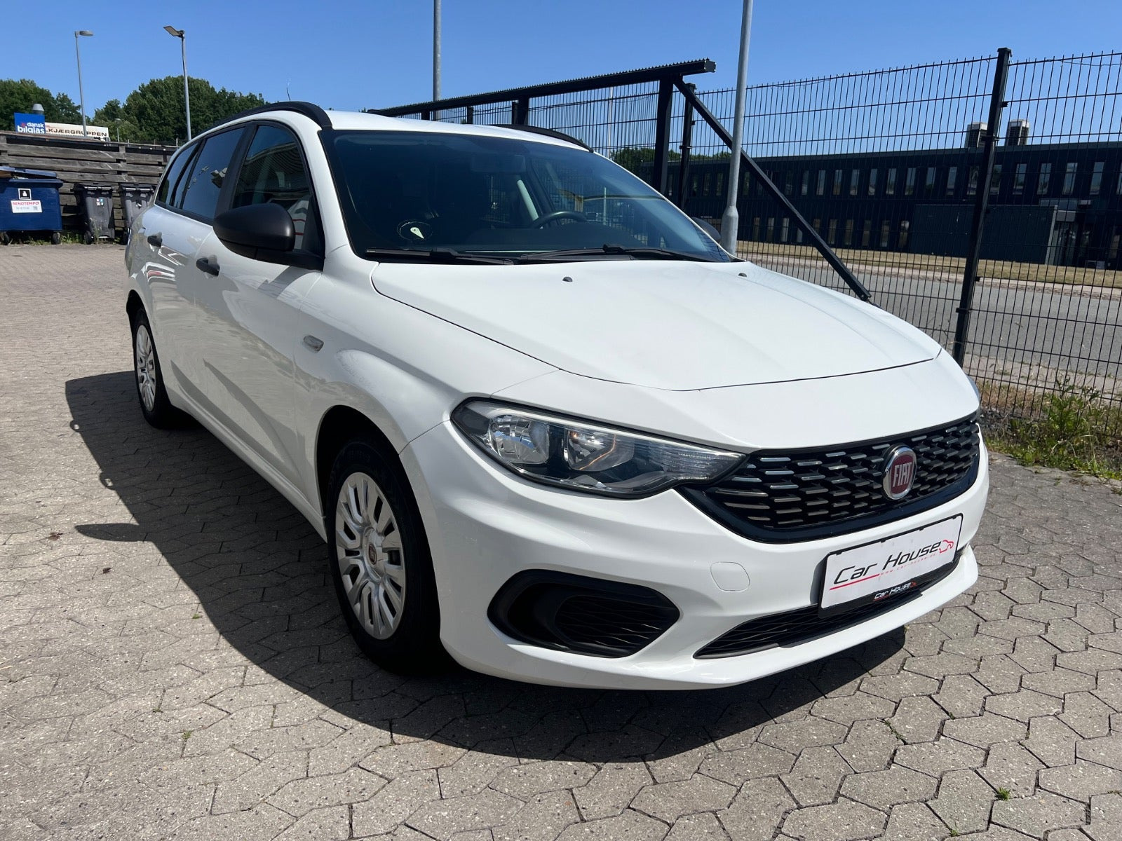 Hvid Fiat Tipo fra 2017