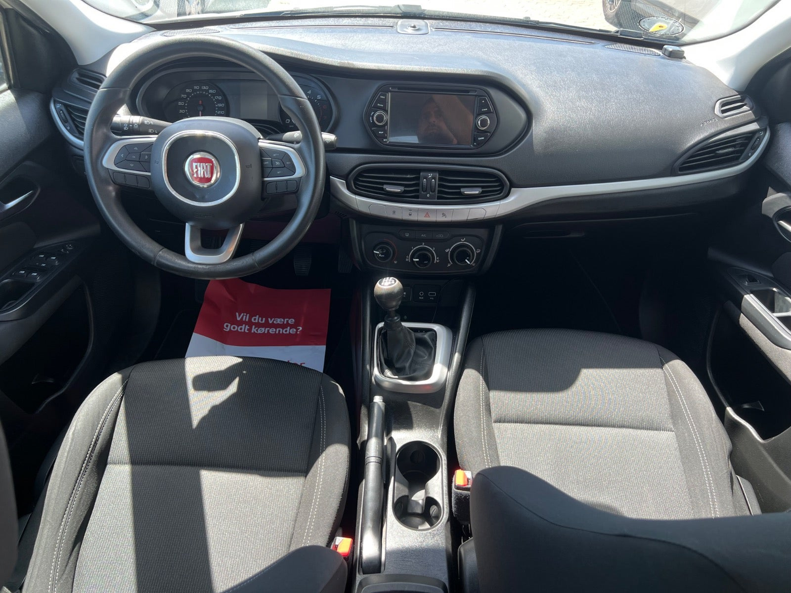 Hvid Fiat Tipo fra 2017