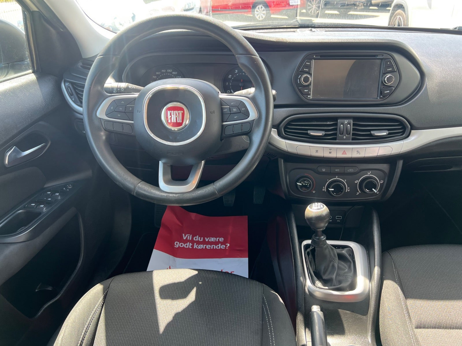 Hvid Fiat Tipo fra 2017