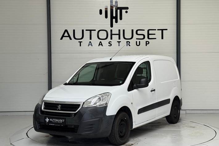 Hvid Peugeot Partner fra 2016
