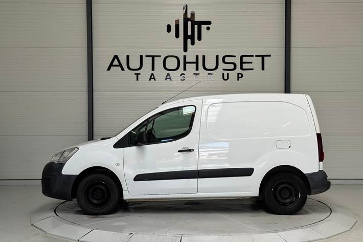 Hvid Peugeot Partner fra 2016