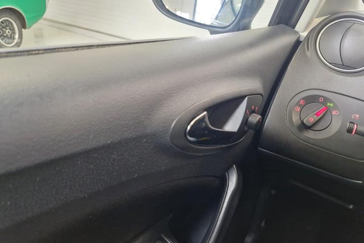Sort Seat Ibiza fra 2012