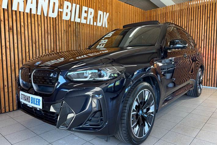 Sort BMW iX3 fra 2022